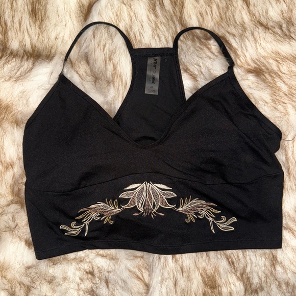 Betsey Johnson Sports Bra Crop Top - Picture 3 of 6